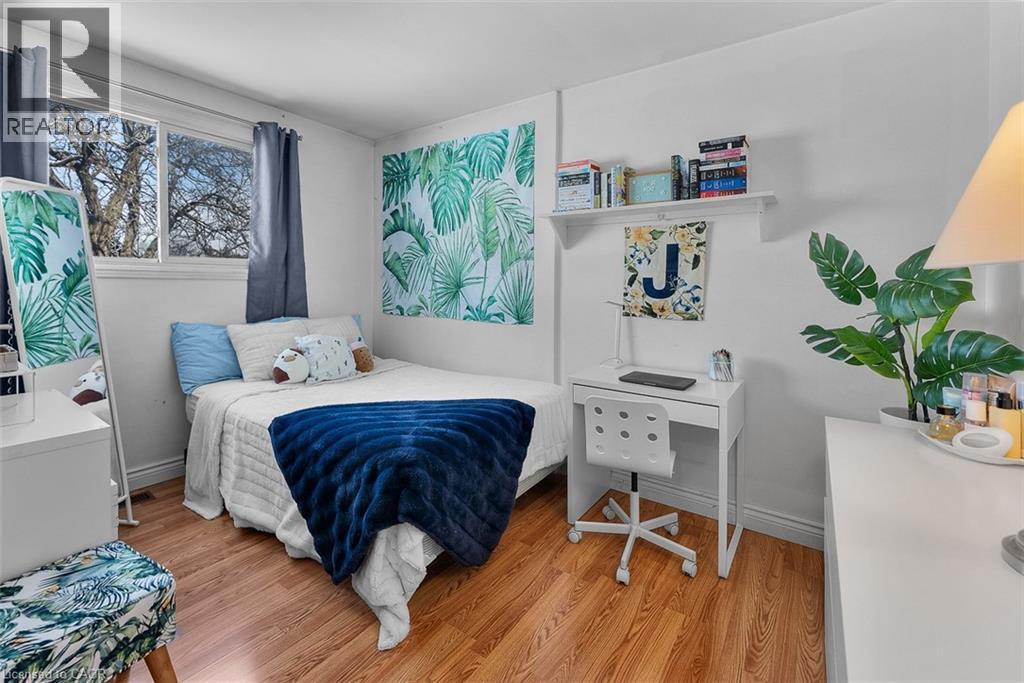 7001 Casey Street Unit# 29, Niagara Falls, ON - Indoor Photo Showing Bedroom
