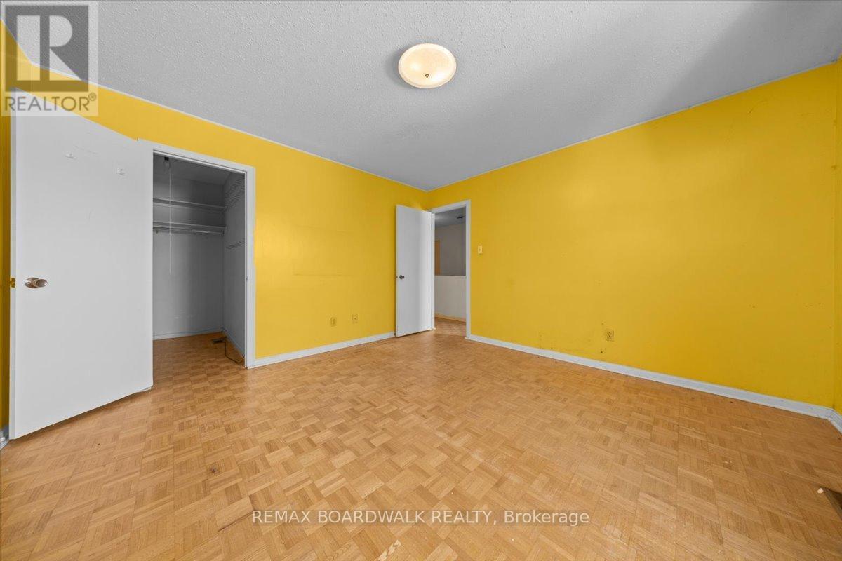 825 De Salaberry Street, Ottawa, ON - Indoor Photo Showing Other Room