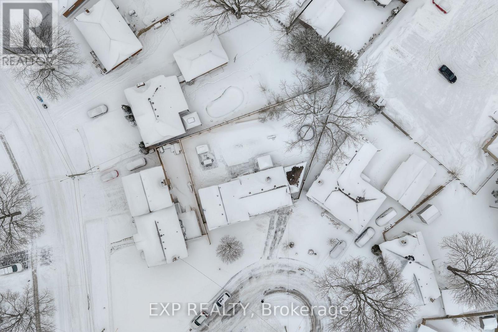 Oversized Irregular Pie-Shaped Lot - 6970 Concord Crescent, Niagara Falls (Arad/Fallsview), ON - With View