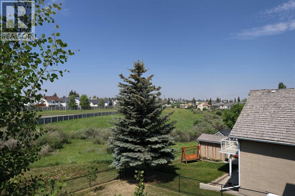 116 Hampshire Grove Nw, Calgary, AB - Outdoor