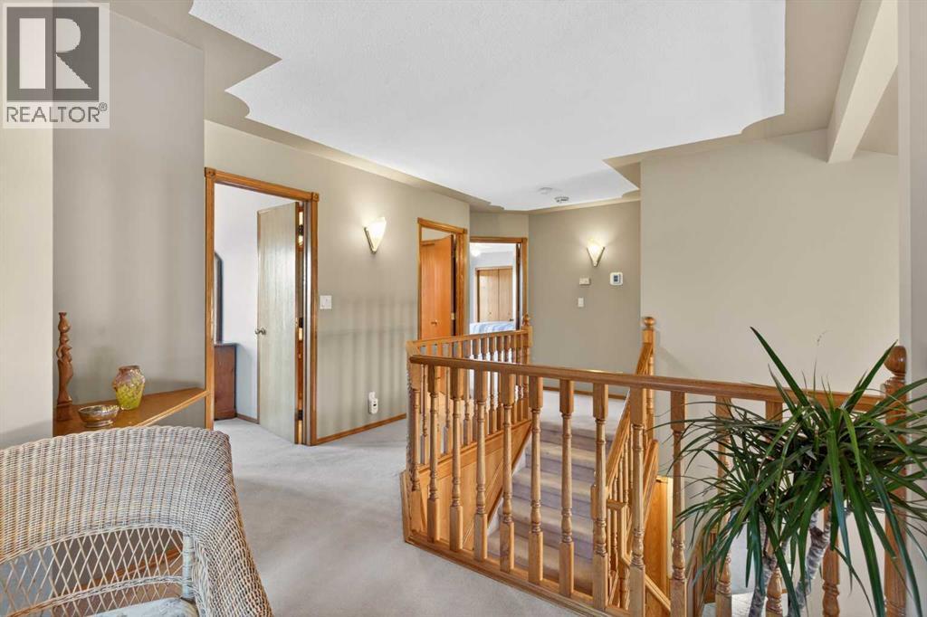 116 Hampshire Grove Nw, Calgary, AB - Indoor Photo Showing Other Room