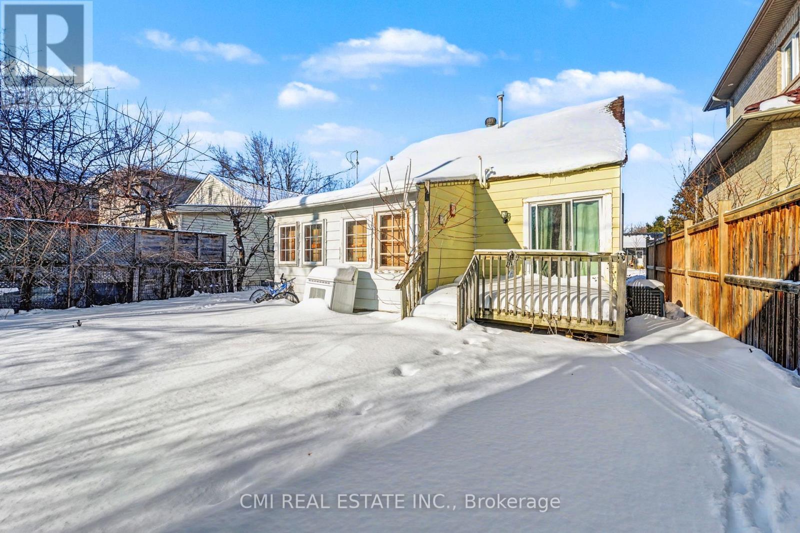 3032 Victory Crescent, Mississauga, ON - Outdoor