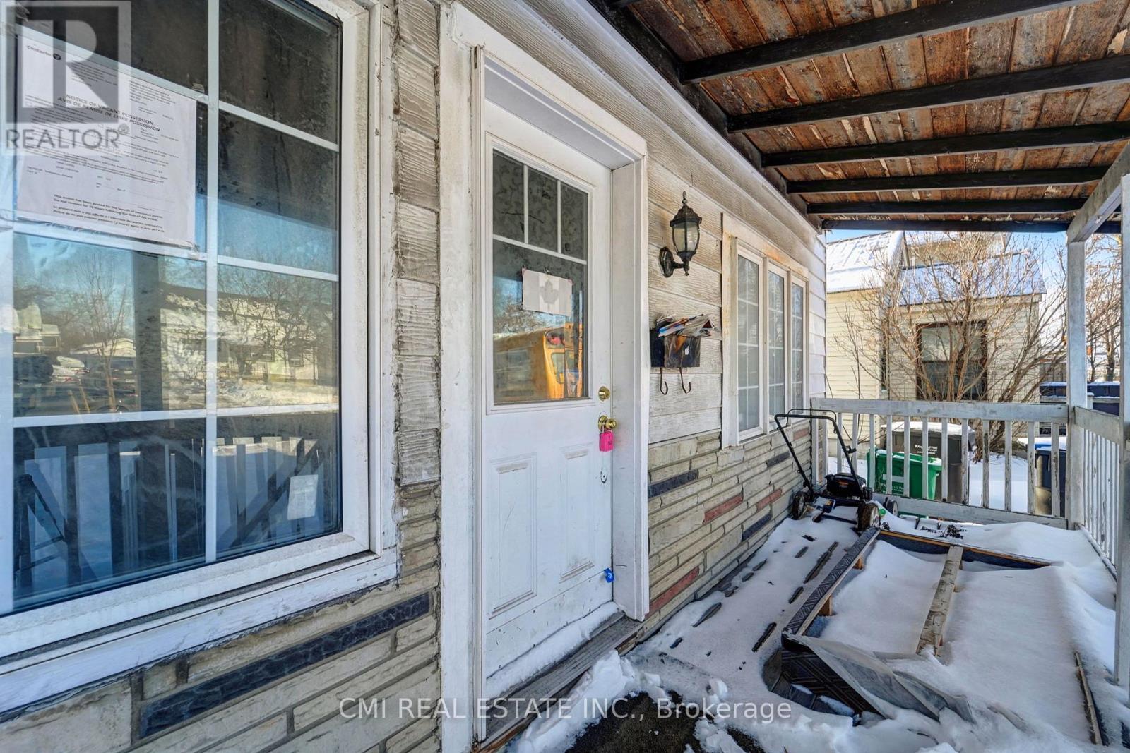 3032 Victory Crescent, Mississauga, ON - Outdoor