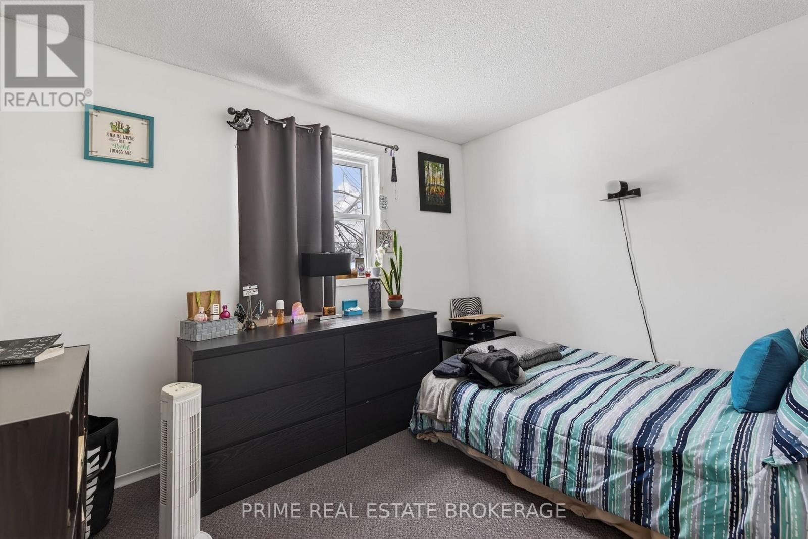 68 Forest Street, Aylmer, ON - Indoor Photo Showing Bedroom