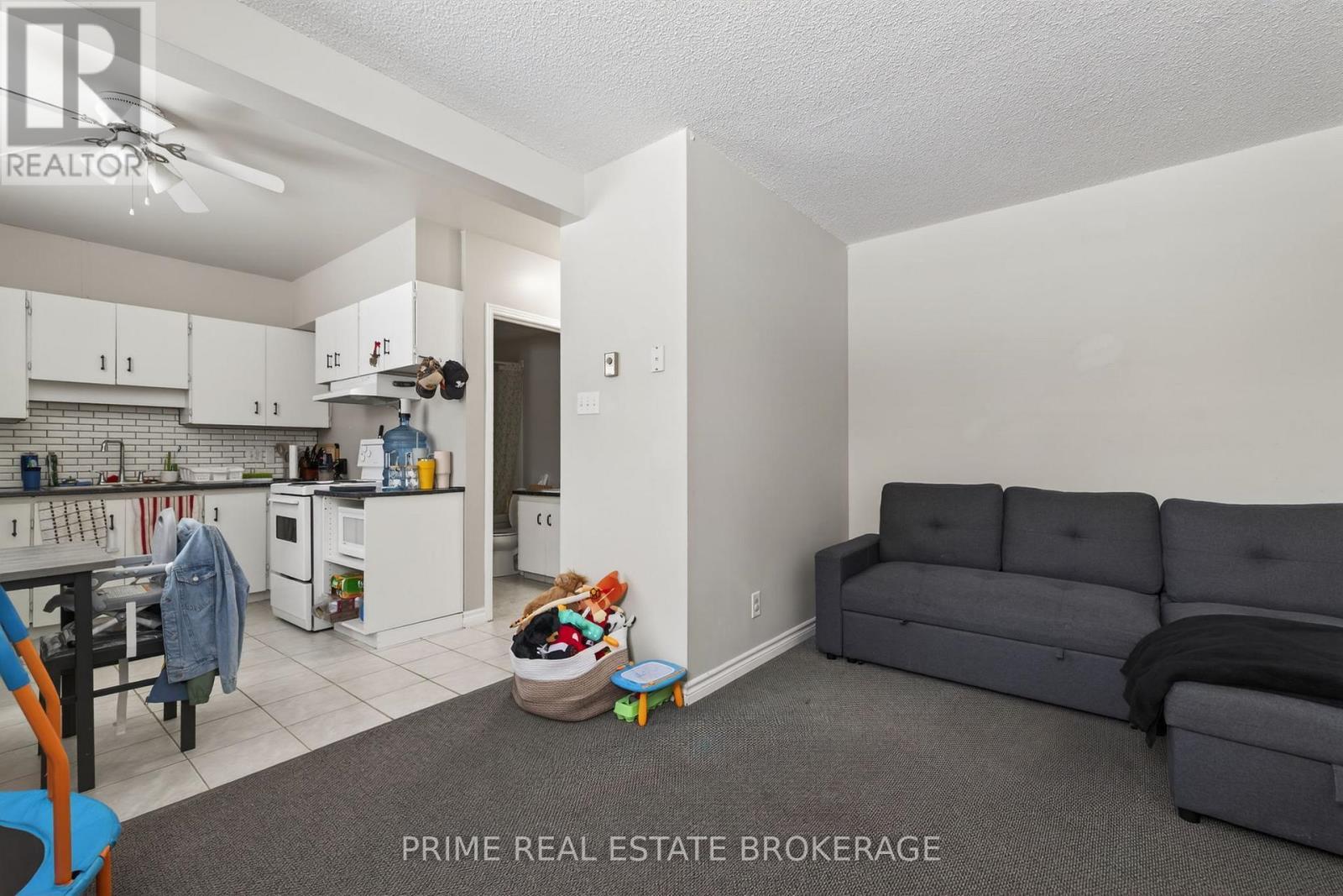 68 Forest Street, Aylmer, ON - Indoor