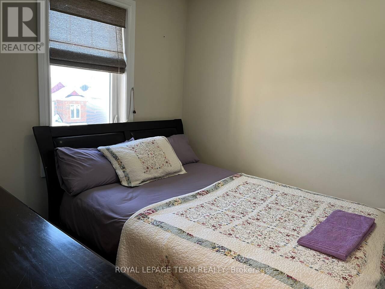 161 Harmattan Avenue, Ottawa, ON - Indoor Photo Showing Bedroom