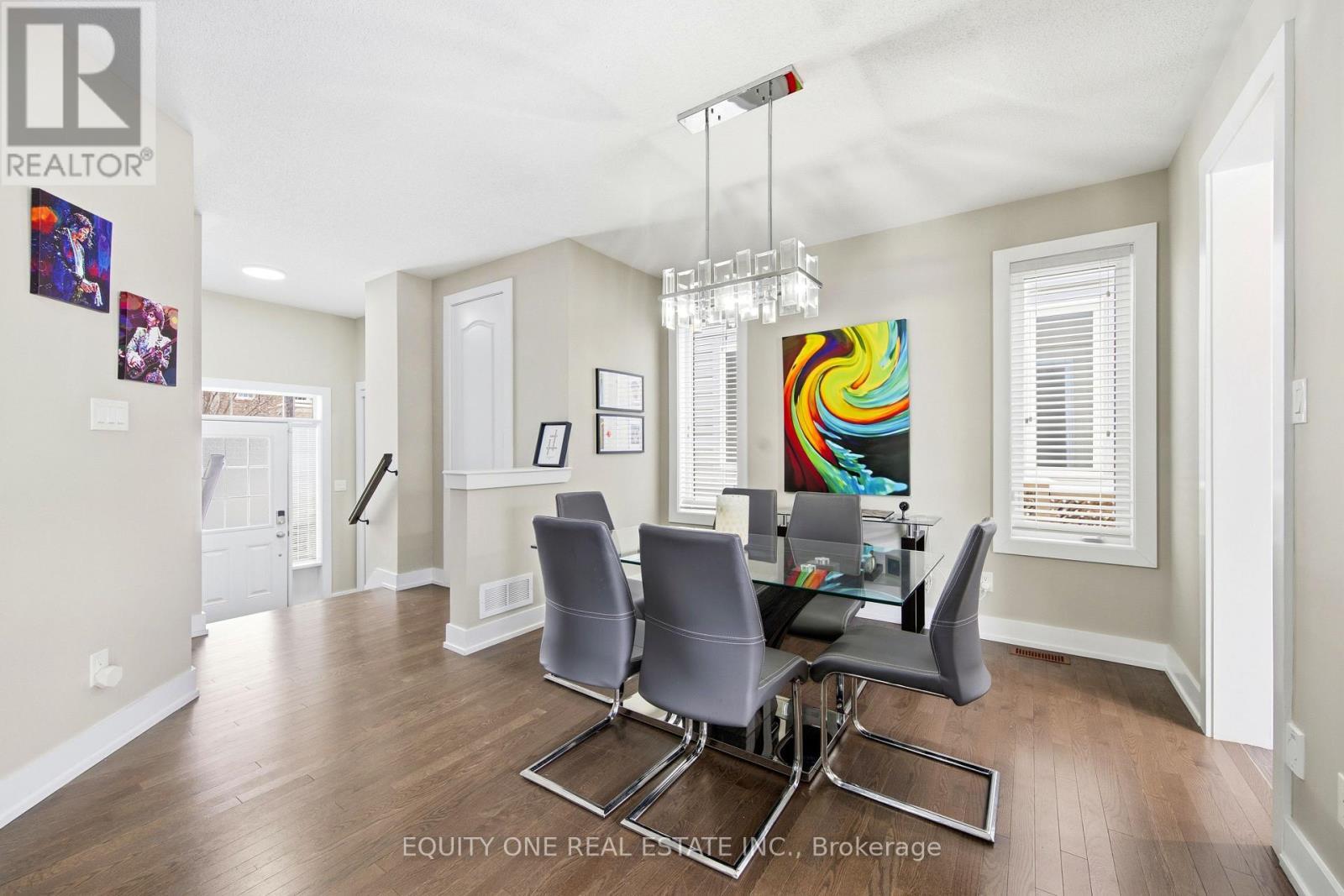 211 Asper Trail Circle, Ottawa, ON - Indoor Photo Showing Dining Room