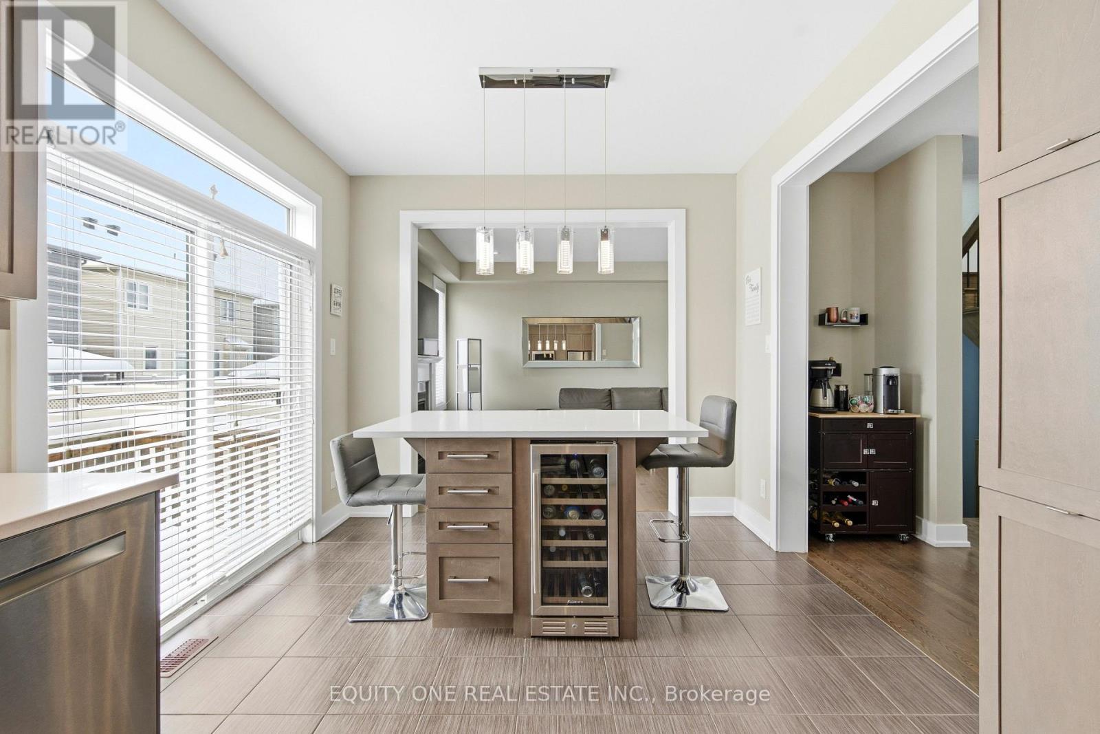 211 Asper Trail Circle, Ottawa, ON - Indoor Photo Showing Other Room