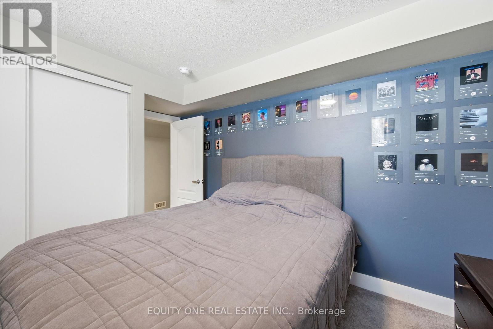 211 Asper Trail Circle, Ottawa, ON - Indoor Photo Showing Bedroom