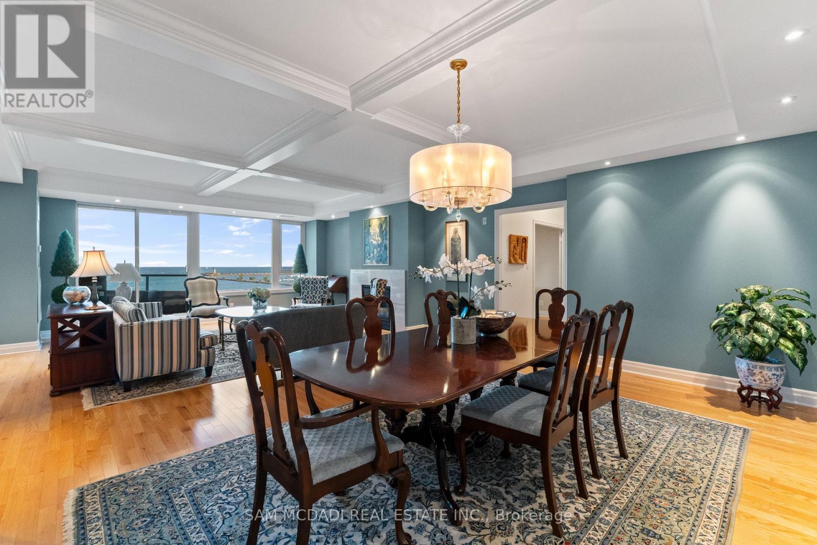 509 - 65 Port Street E, Mississauga, ON - Indoor Photo Showing Dining Room