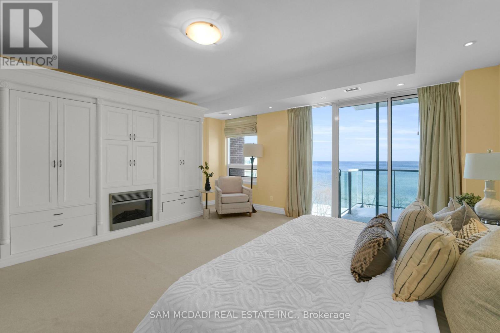 509 - 65 Port Street E, Mississauga, ON - Indoor Photo Showing Bedroom