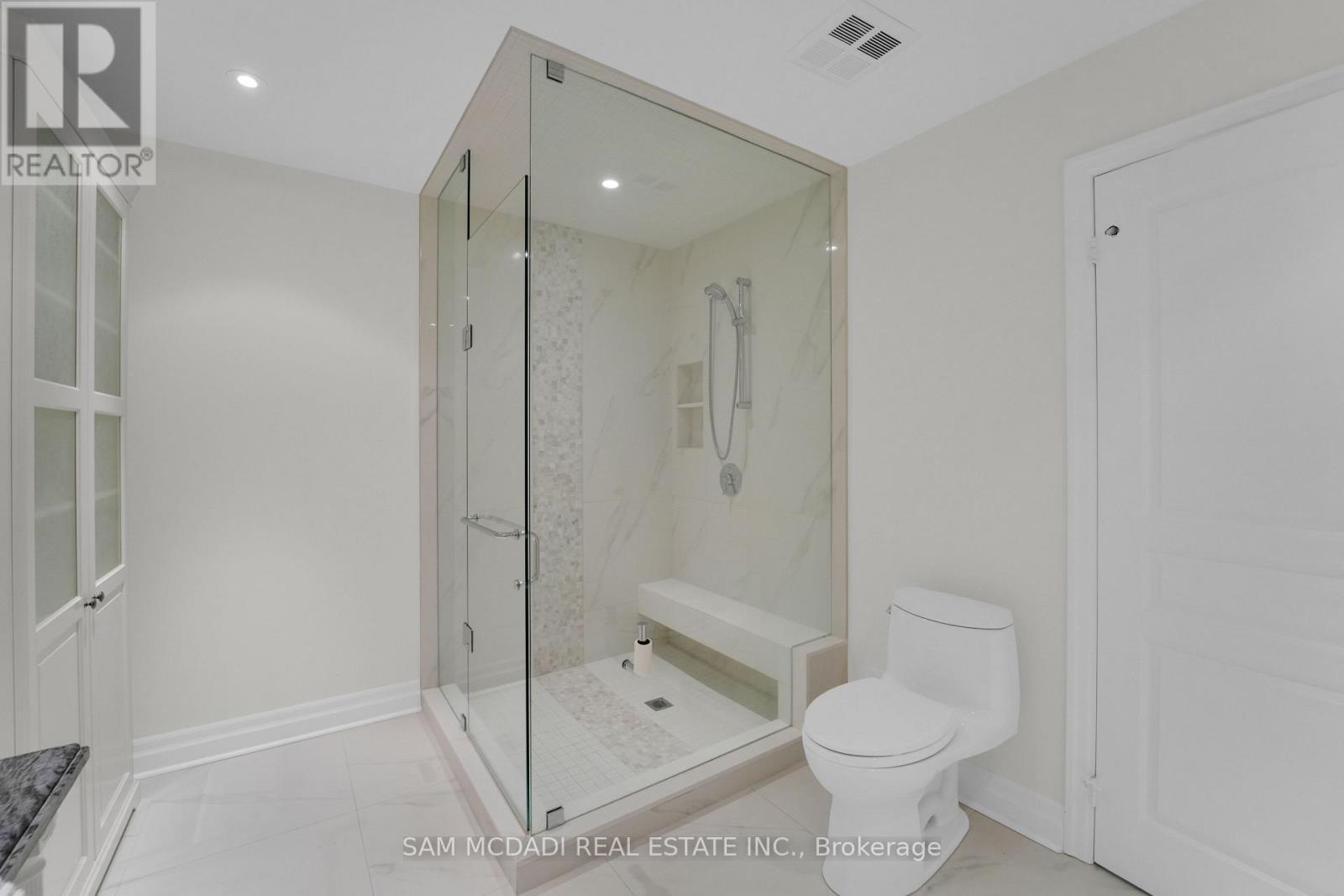 509 - 65 Port Street E, Mississauga, ON - Indoor Photo Showing Bathroom
