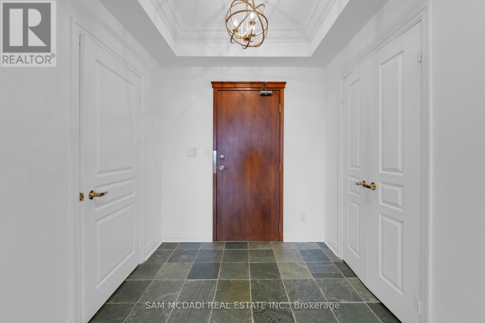 509 - 65 Port Street E, Mississauga, ON - Indoor Photo Showing Other Room