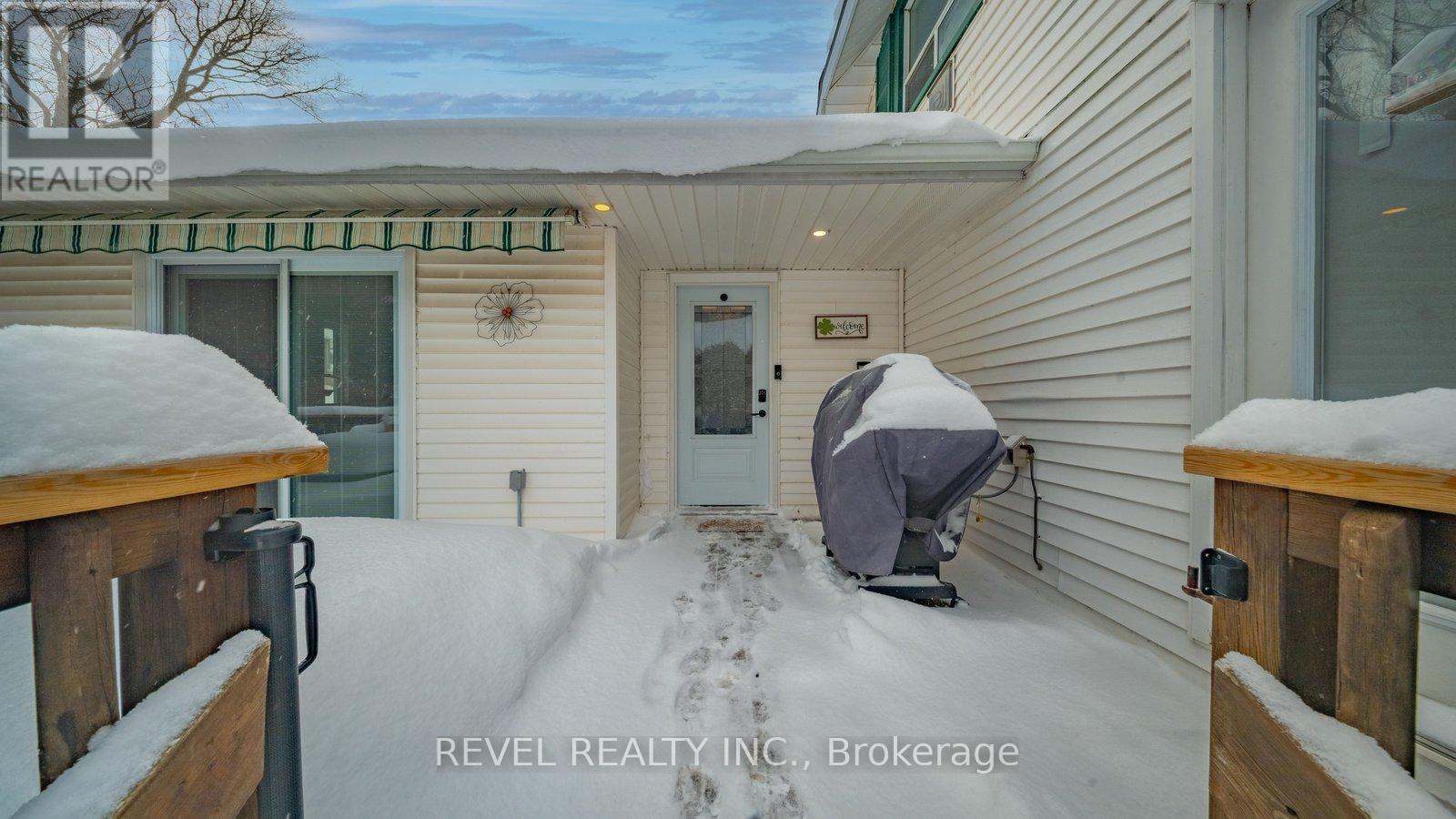 6 Decou Road, Norfolk, ON - Outdoor With Exterior