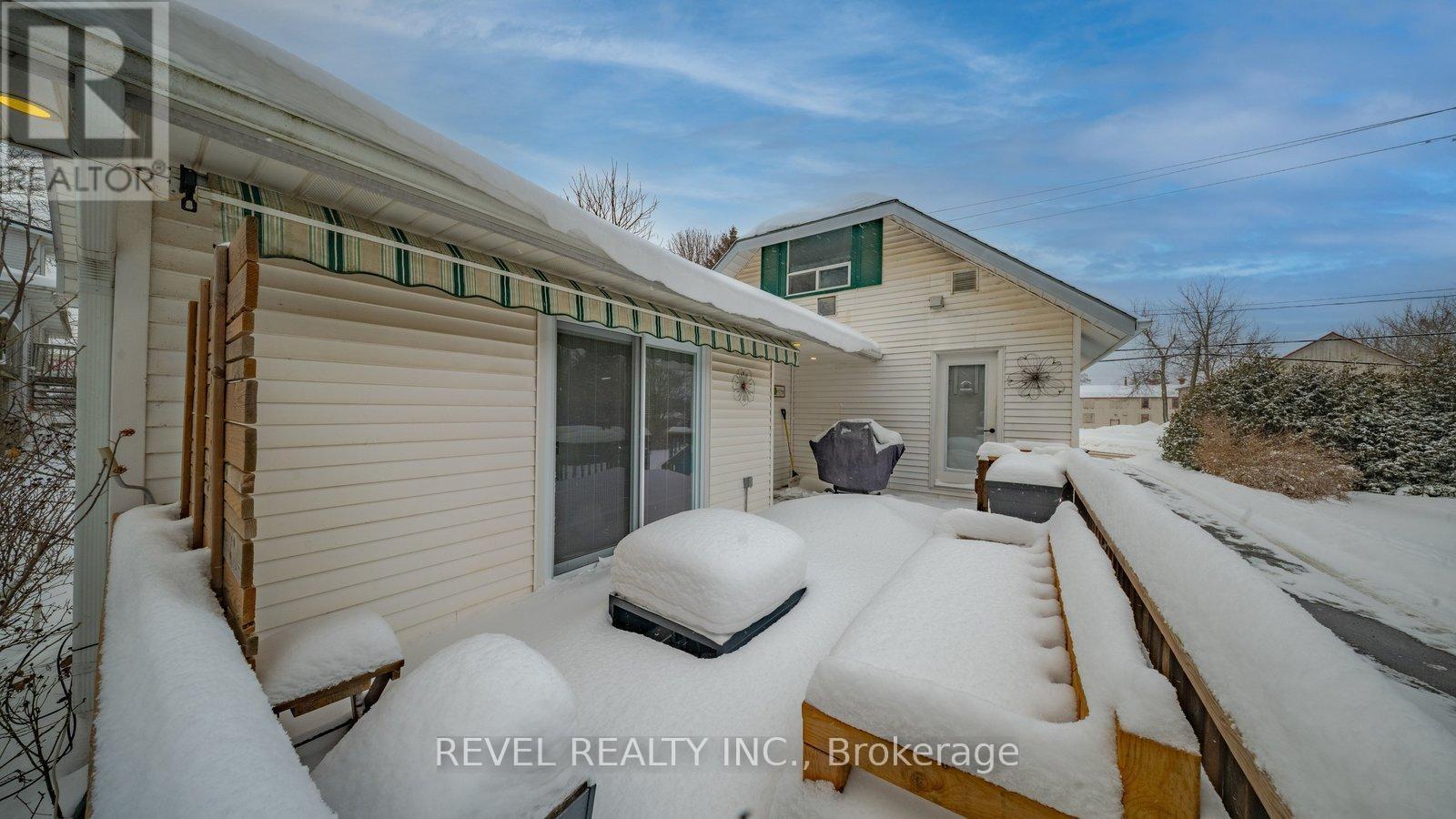 6 Decou Road, Norfolk, ON - Outdoor With Exterior