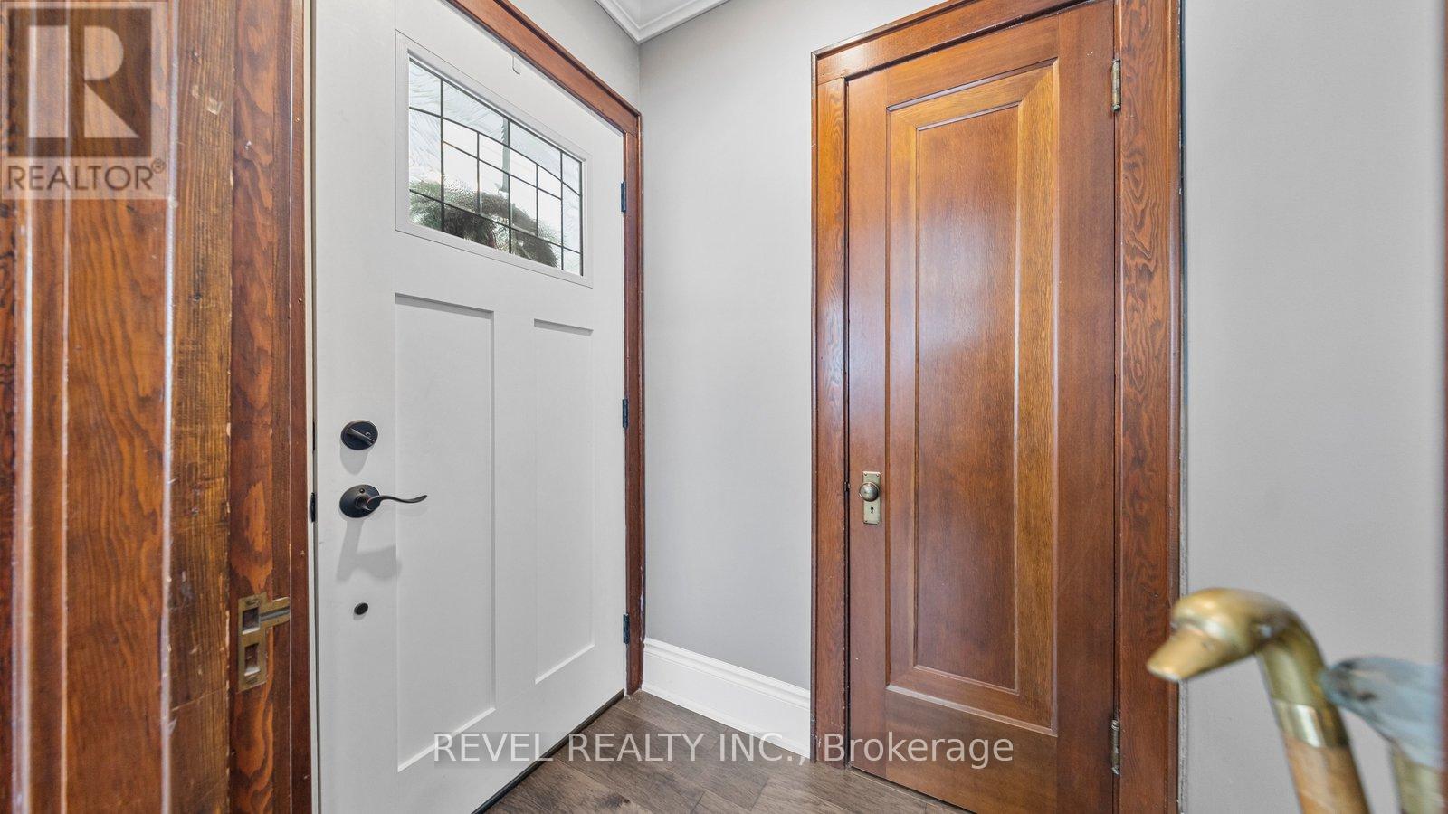 6 Decou Road, Norfolk, ON - Indoor Photo Showing Other Room