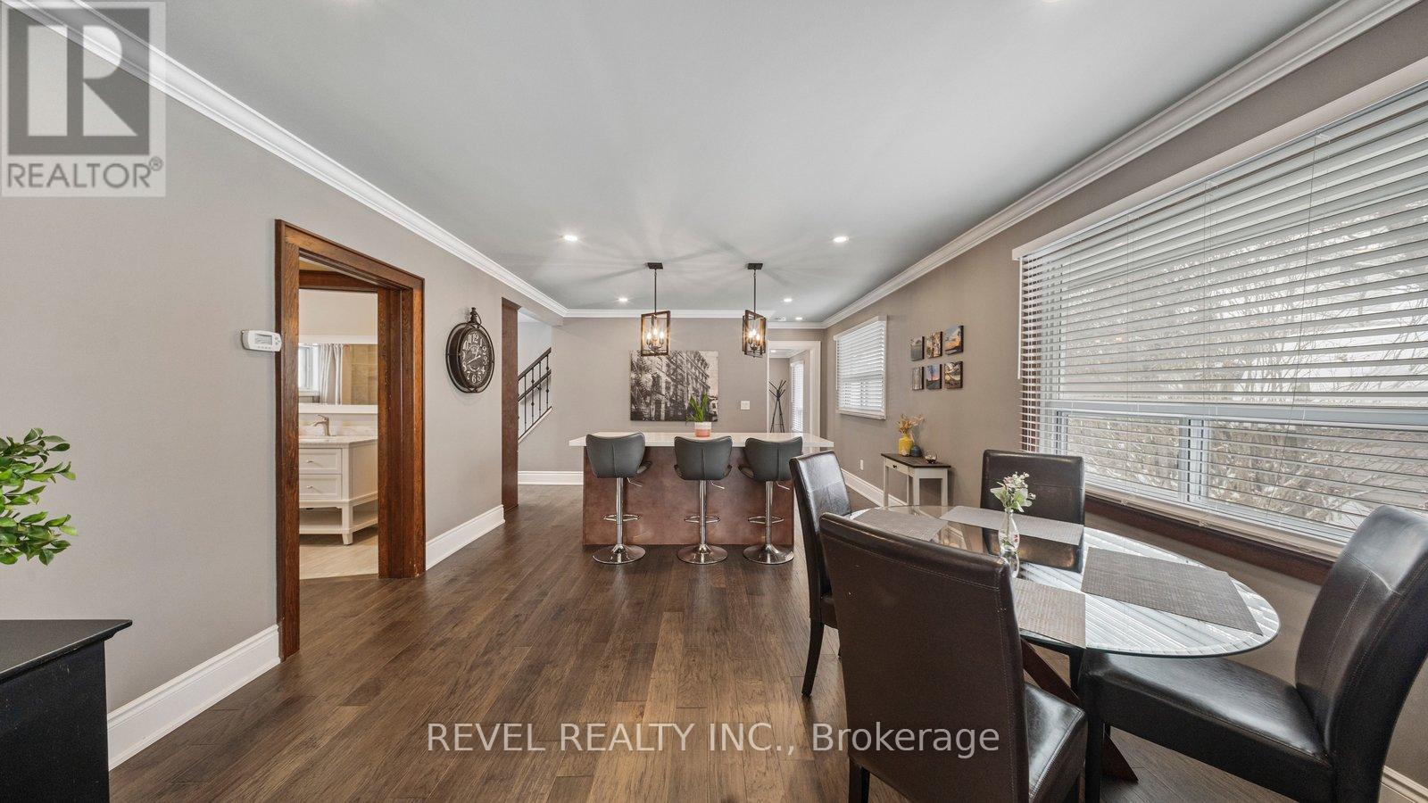 6 Decou Road, Norfolk, ON - Indoor Photo Showing Dining Room