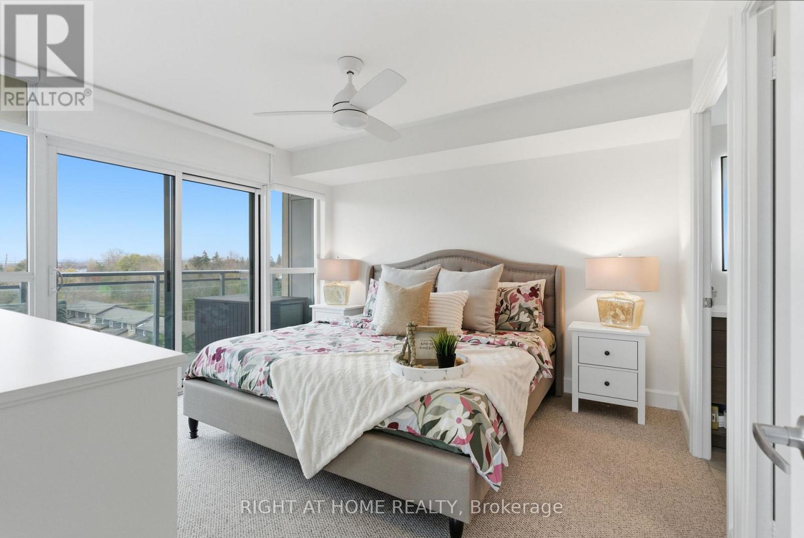 Primary Room - 711 - 1600 Charles Street, Whitby (Port Whitby), ON - Indoor Photo Showing Bedroom