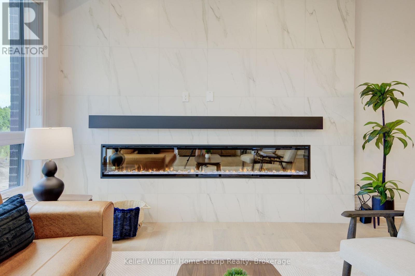 62 Lovett Lane, Guelph (Kortright West), ON - Indoor Photo Showing Living Room With Fireplace