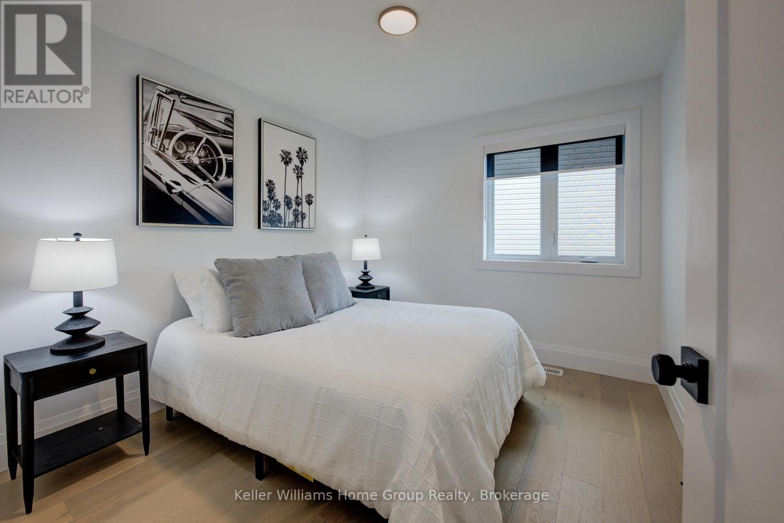 62 Lovett Lane, Guelph (Kortright West), ON - Indoor Photo Showing Bedroom