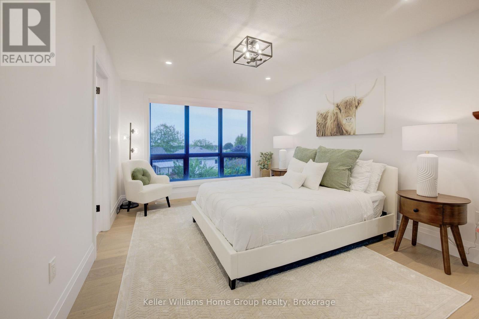 62 Lovett Lane, Guelph (Kortright West), ON - Indoor Photo Showing Bedroom