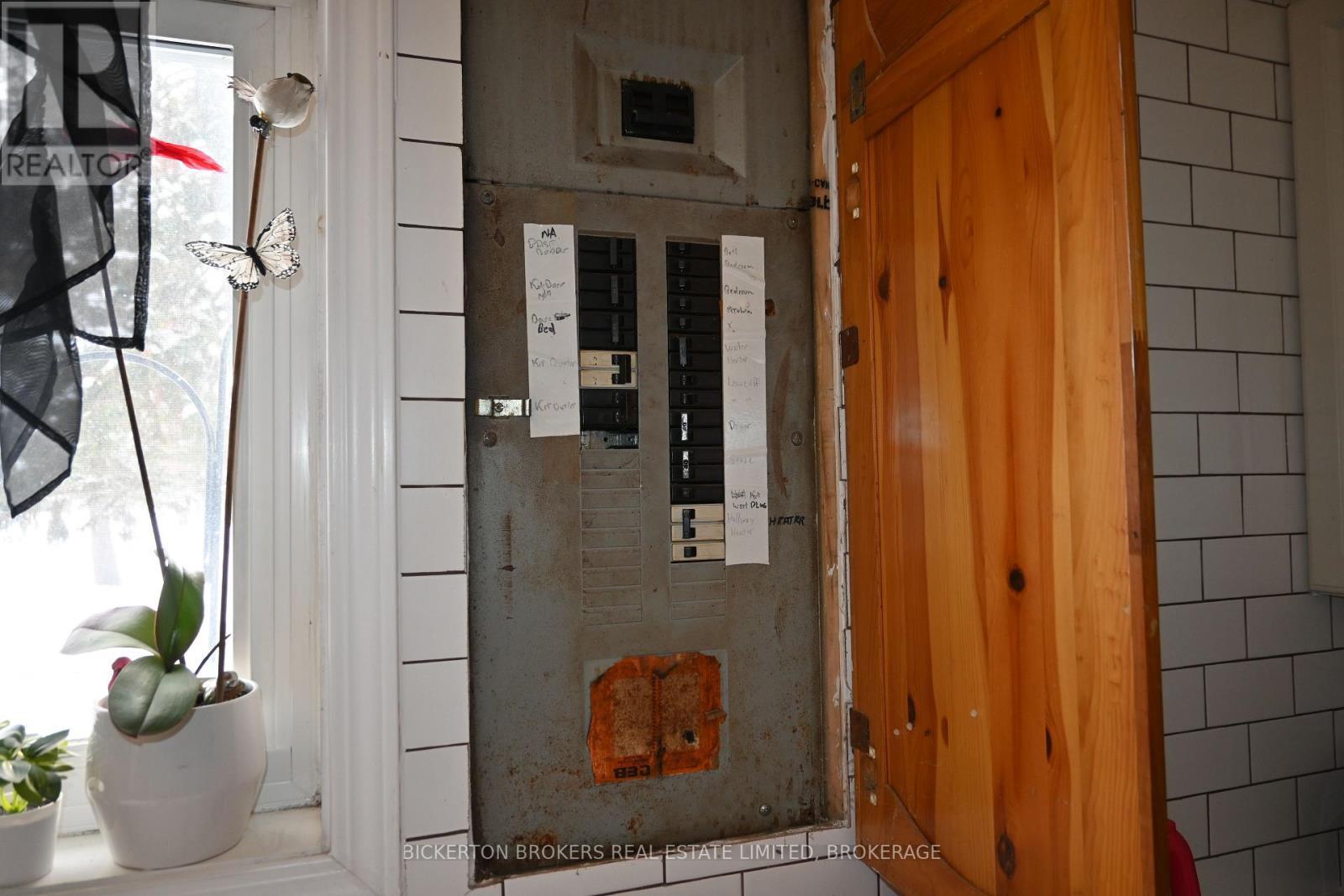 248 Cemetery Road, Gananoque, ON - Indoor Photo Showing Other Room