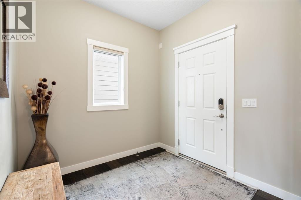 52 Elgin Estates View Se, Calgary, AB - Indoor Photo Showing Other Room