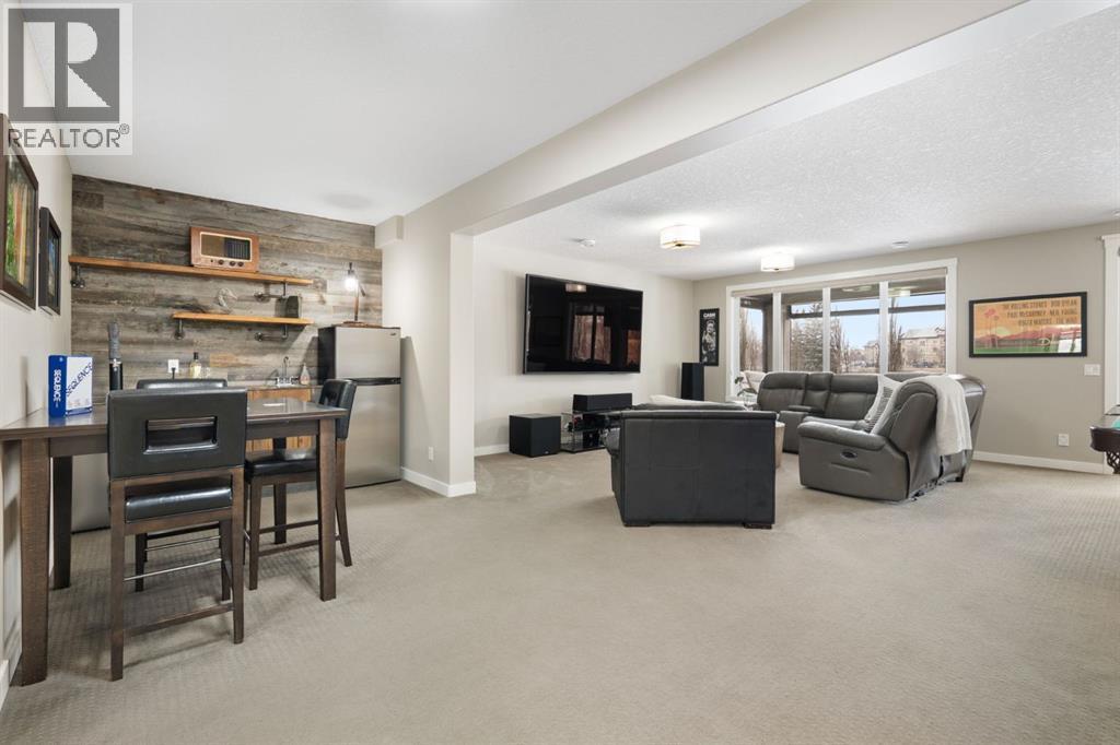 52 Elgin Estates View Se, Calgary, AB - Indoor