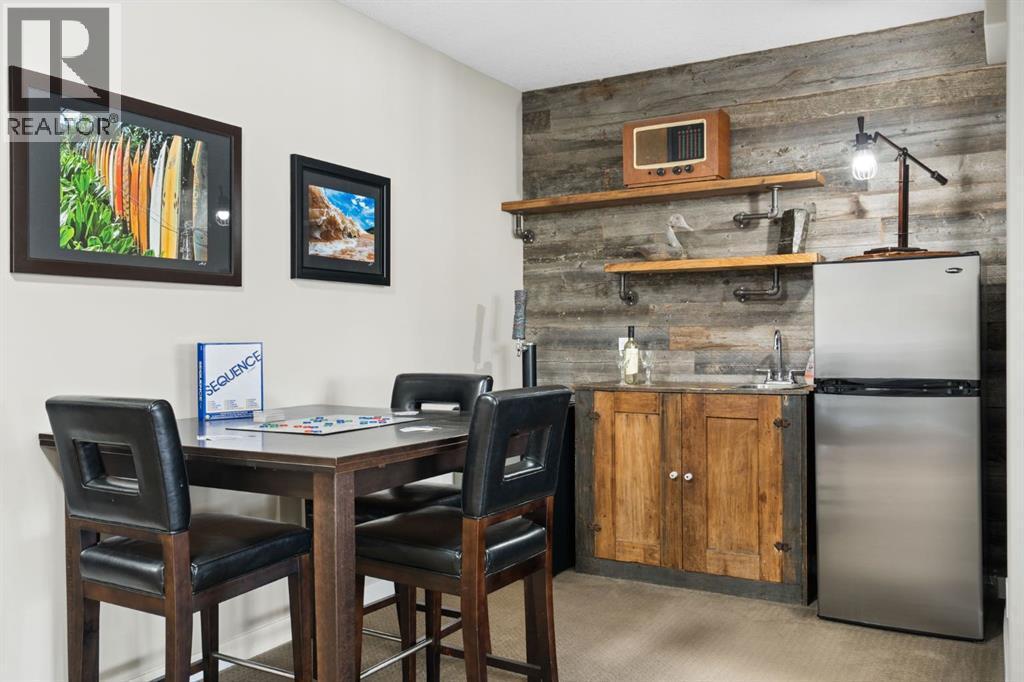 52 Elgin Estates View Se, Calgary, AB - Indoor