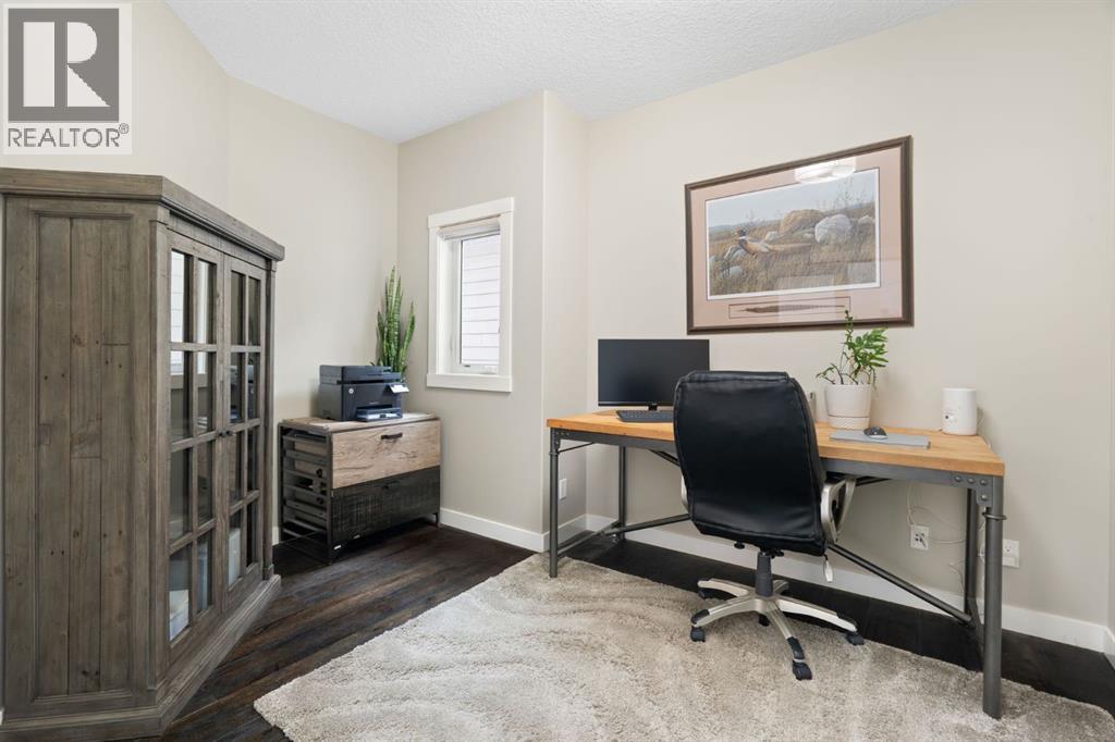 52 Elgin Estates View Se, Calgary, AB - Indoor Photo Showing Office