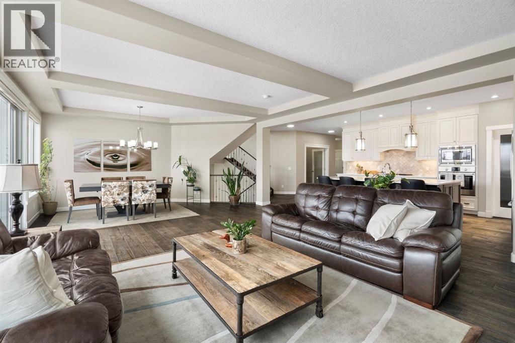 52 Elgin Estates View Se, Calgary, AB - Indoor Photo Showing Living Room