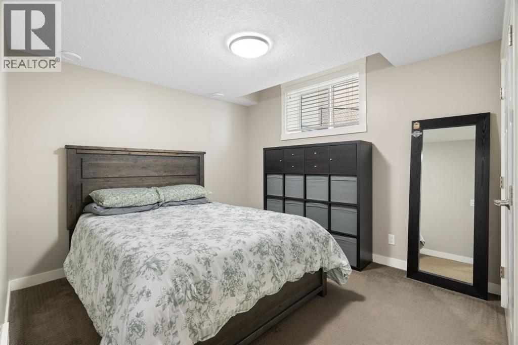 52 Elgin Estates View Se, Calgary, AB - Indoor Photo Showing Bedroom