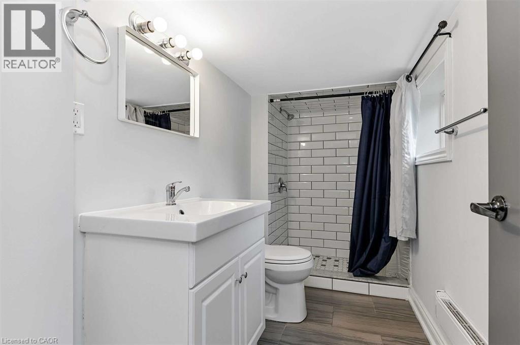 54 Craigmiller Avenue, Hamilton, ON