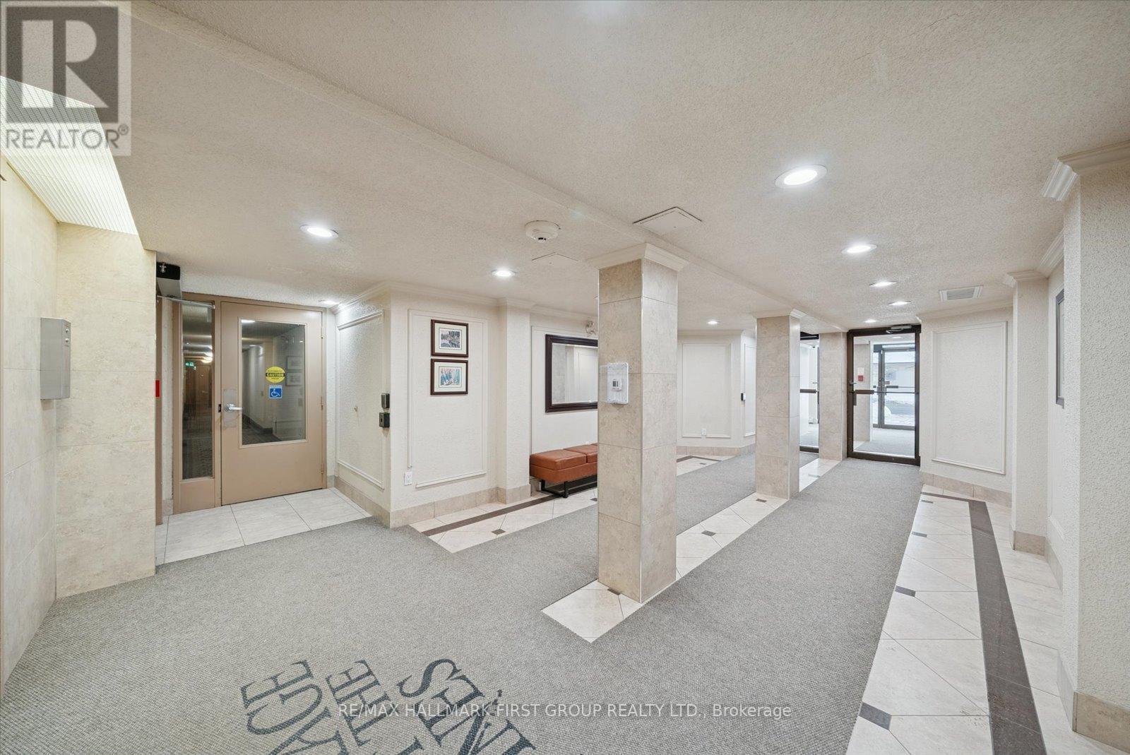 303 - 1540 Pickering Parkway, Pickering, ON - Indoor