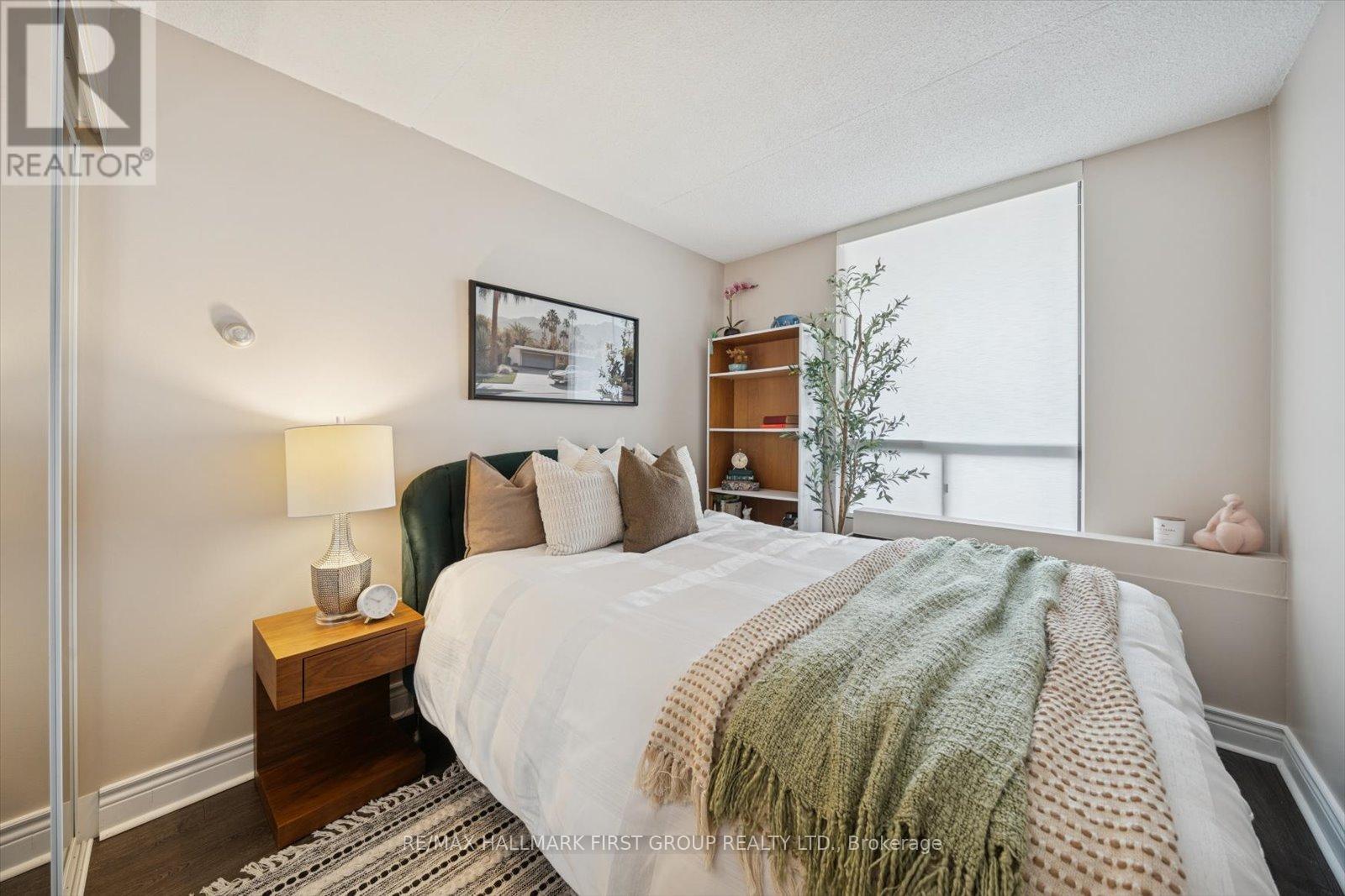 303 - 1540 Pickering Parkway, Pickering, ON - Indoor Photo Showing Bedroom