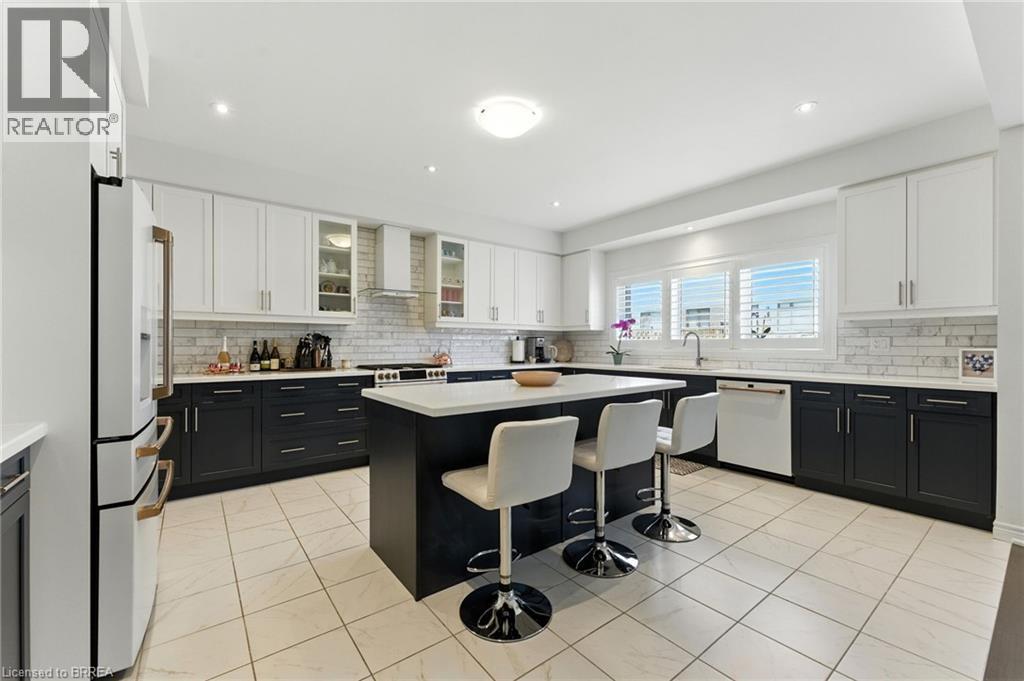 38 Lydia Lane, Paris, ON - Indoor Photo Showing Other Room