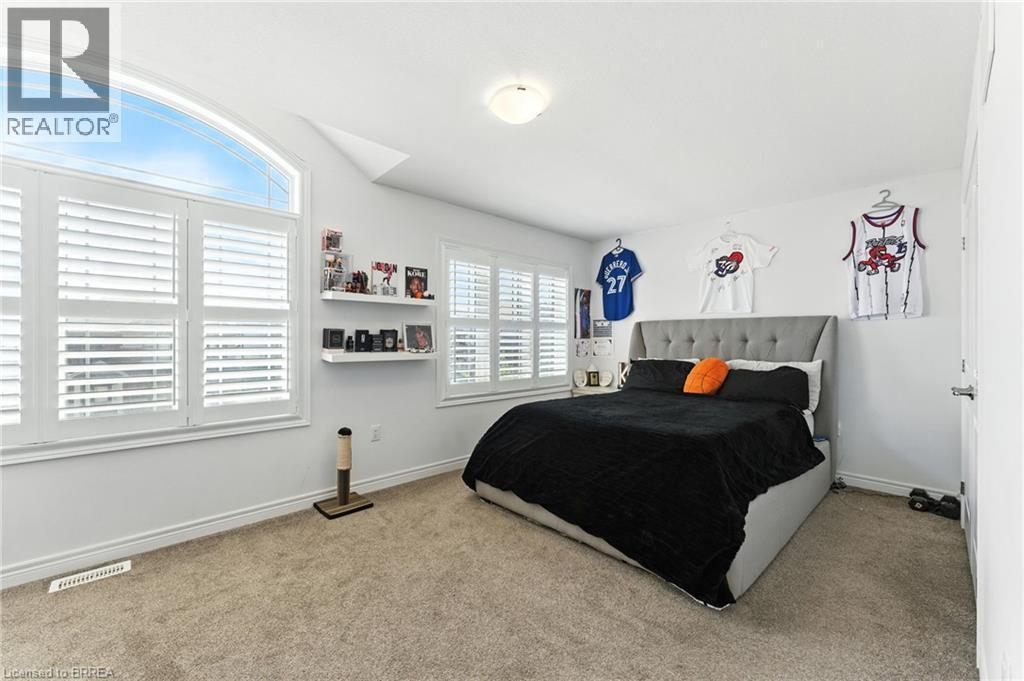38 Lydia Lane, Paris, ON - Indoor Photo Showing Bedroom