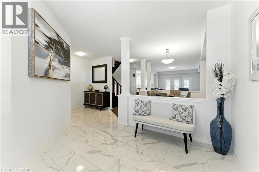 38 Lydia Lane, Paris, ON - Indoor Photo Showing Other Room