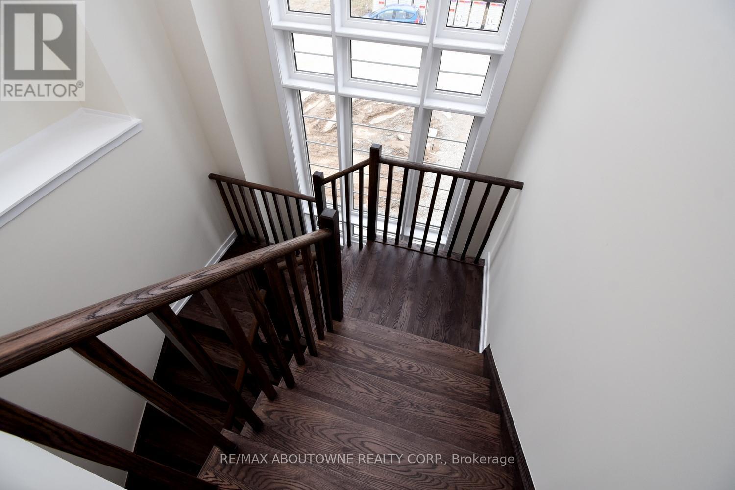 2 Sundin Drive S, Haldimand, ON - Indoor Photo Showing Other Room