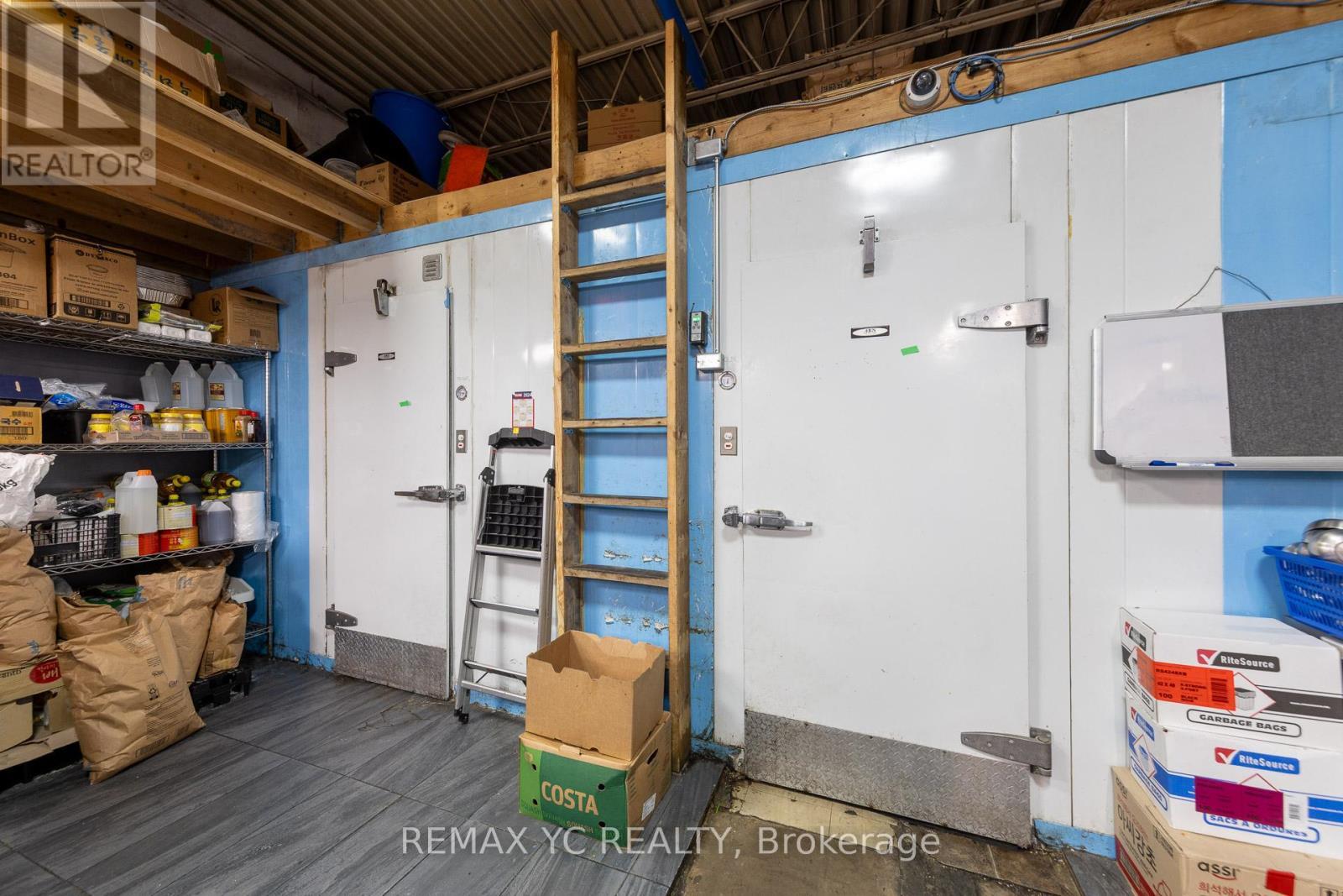 27 - 5 Glen Cameron Road, Markham, ON