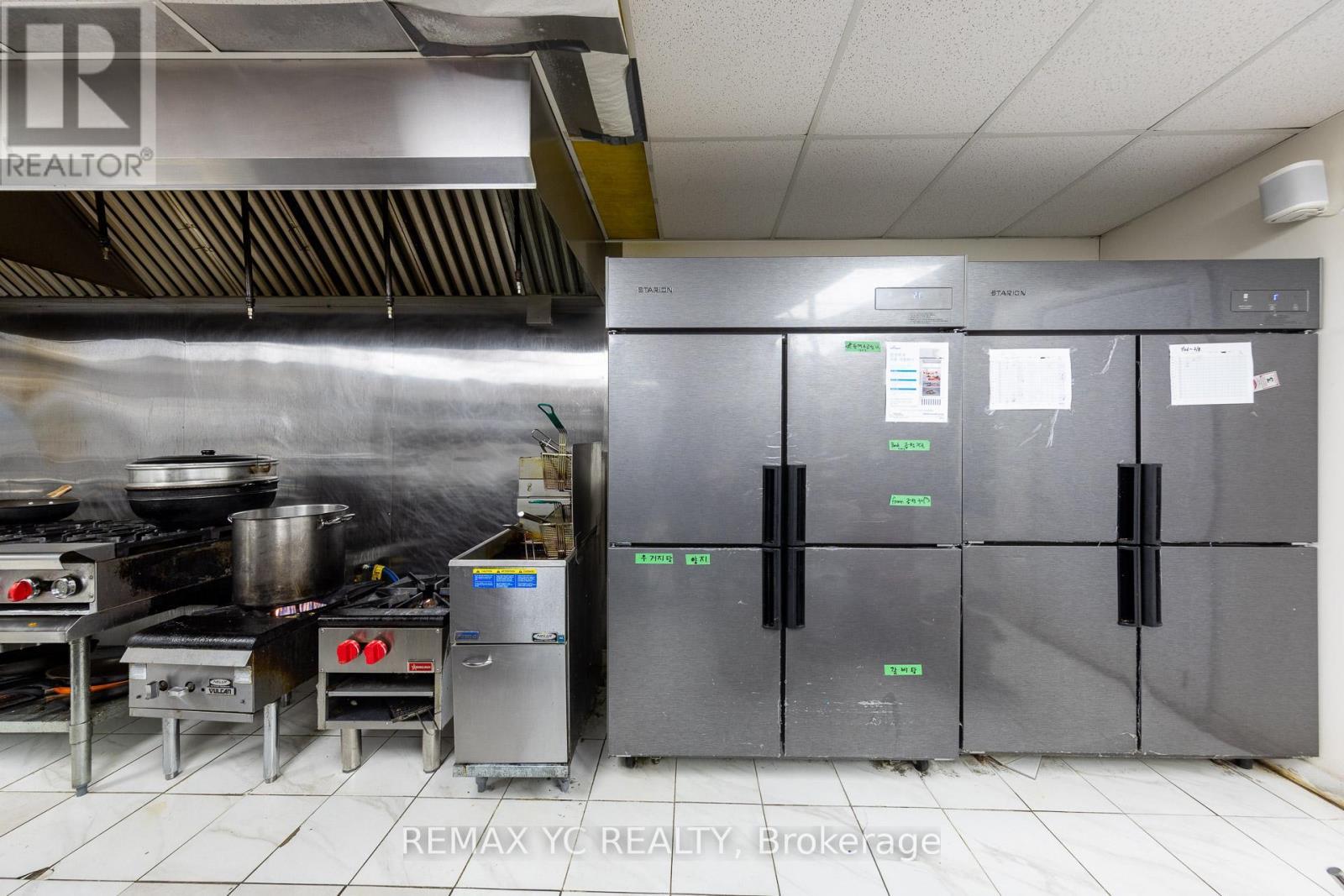 27 - 5 Glen Cameron Road, Markham, ON