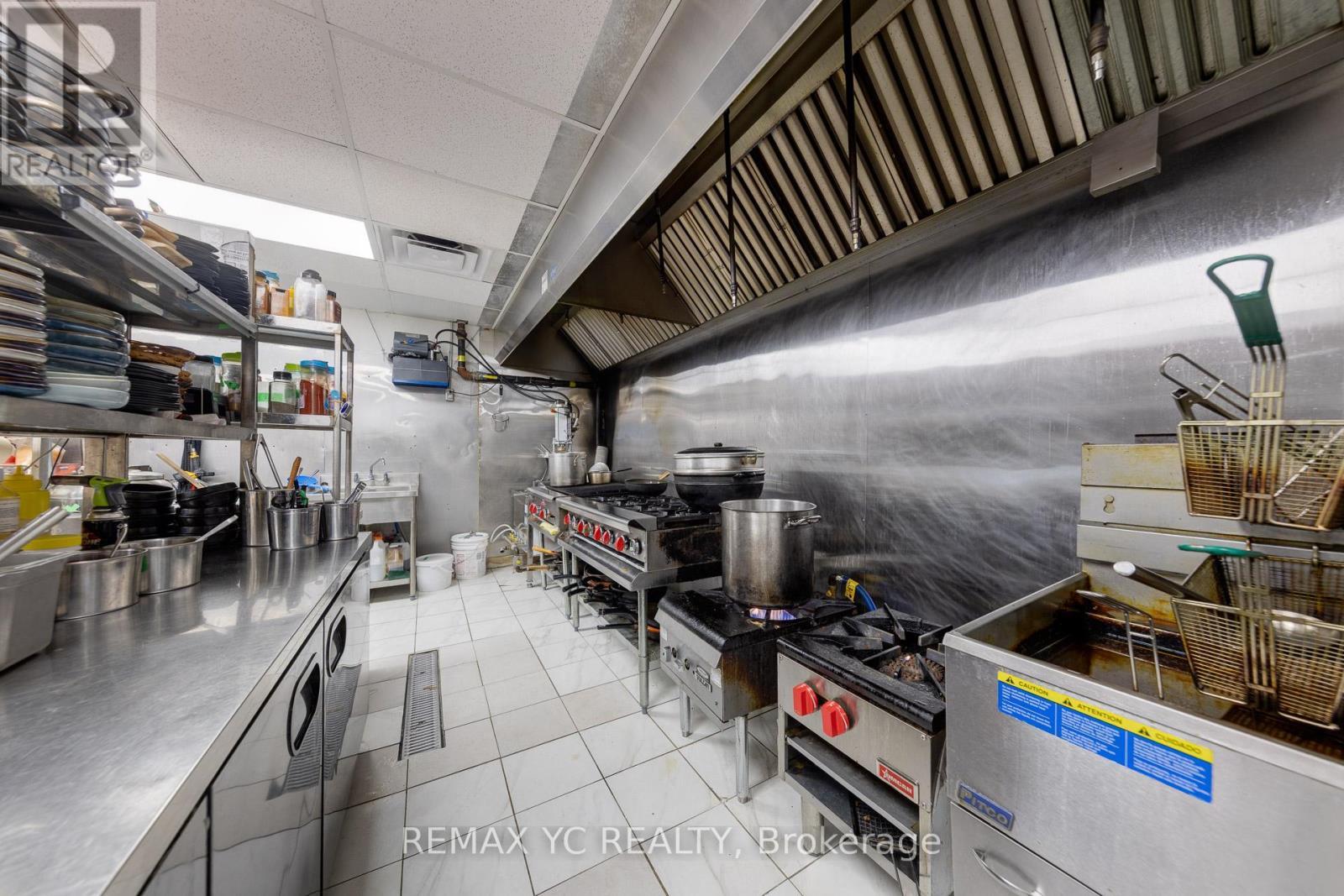 27 - 5 Glen Cameron Road, Markham, ON