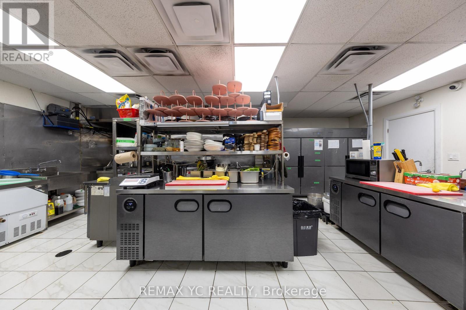 27 - 5 Glen Cameron Road, Markham, ON