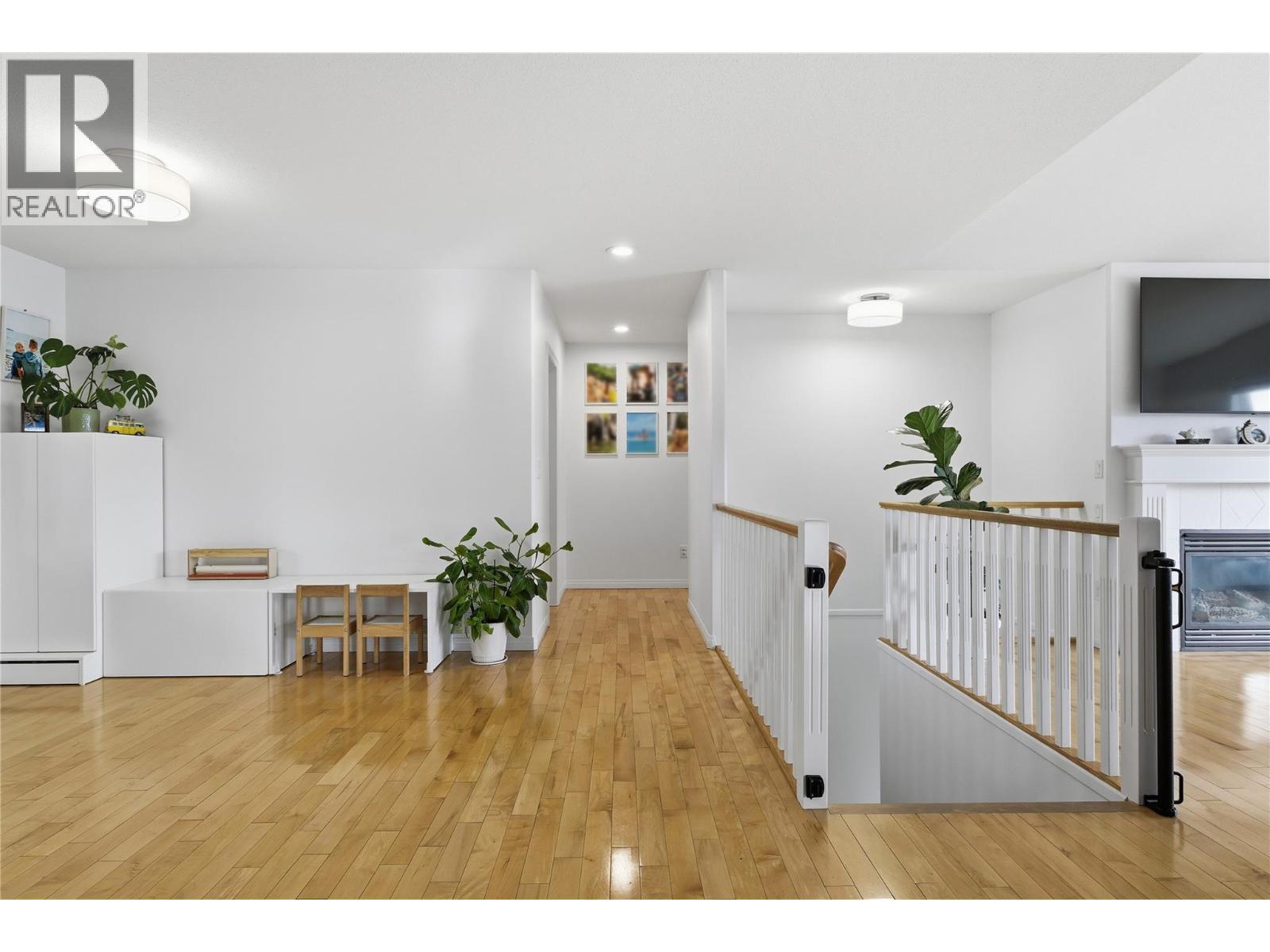 1492 Longley Crescent, Kelowna, BC - Indoor Photo Showing Other Room