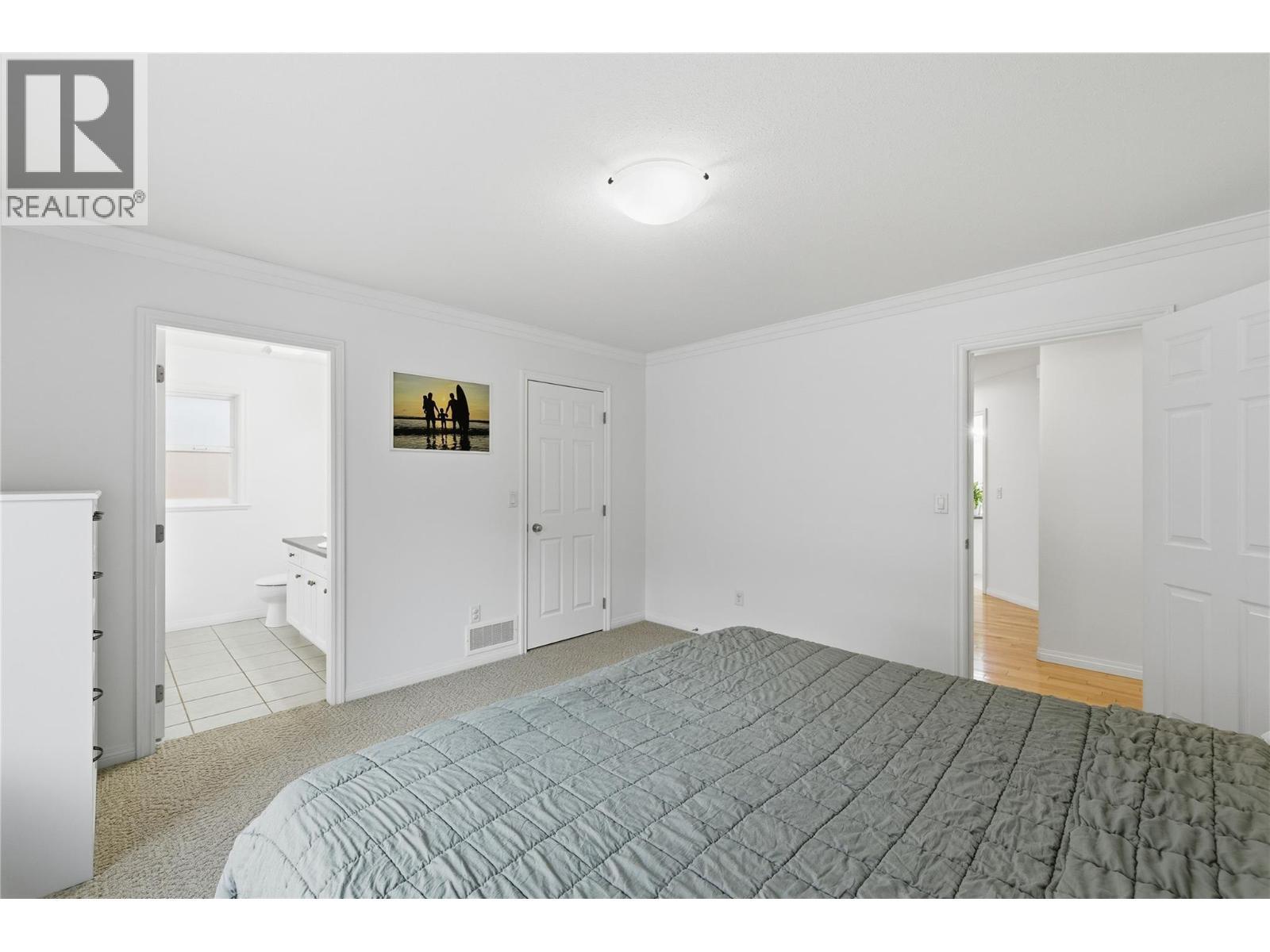 1492 Longley Crescent, Kelowna, BC - Indoor