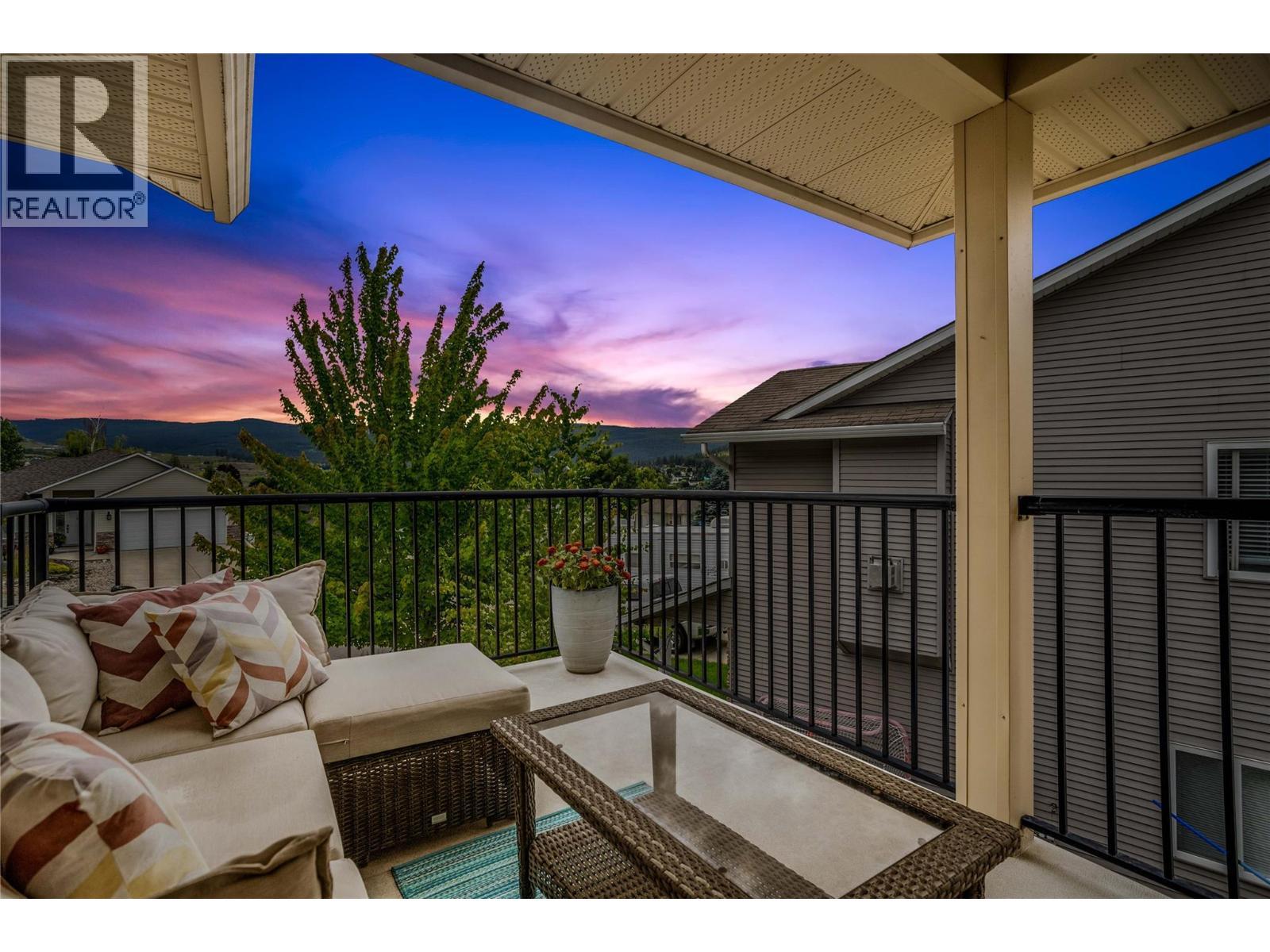 1492 Longley Crescent, Kelowna, BC - Outdoor With Deck Patio Veranda With Exterior