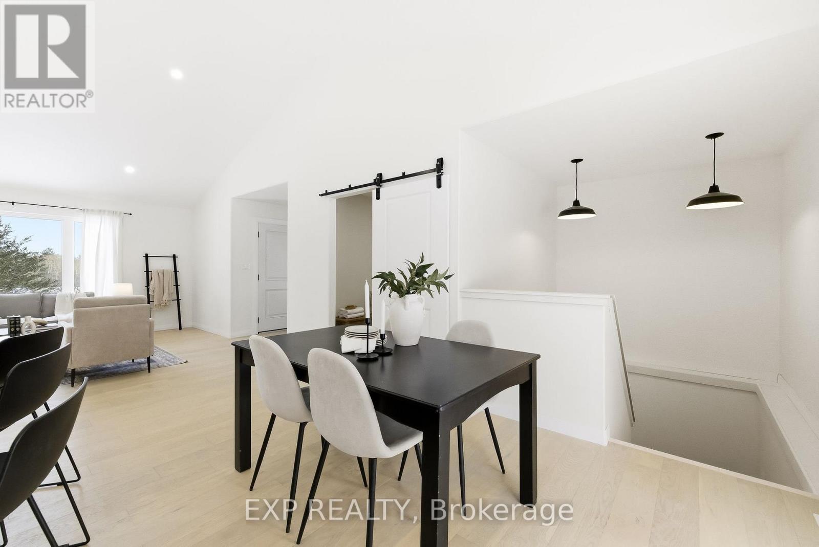 40 Hutchinson Court, Trent Hills, ON - Indoor Photo Showing Other Room