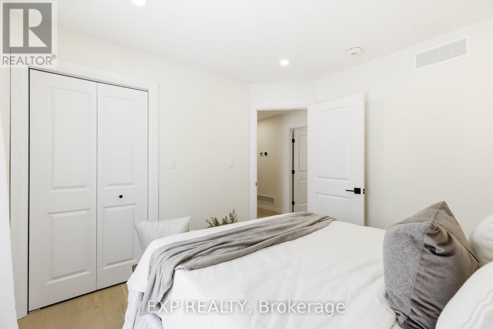 40 Hutchinson Court, Trent Hills, ON - Indoor Photo Showing Bedroom