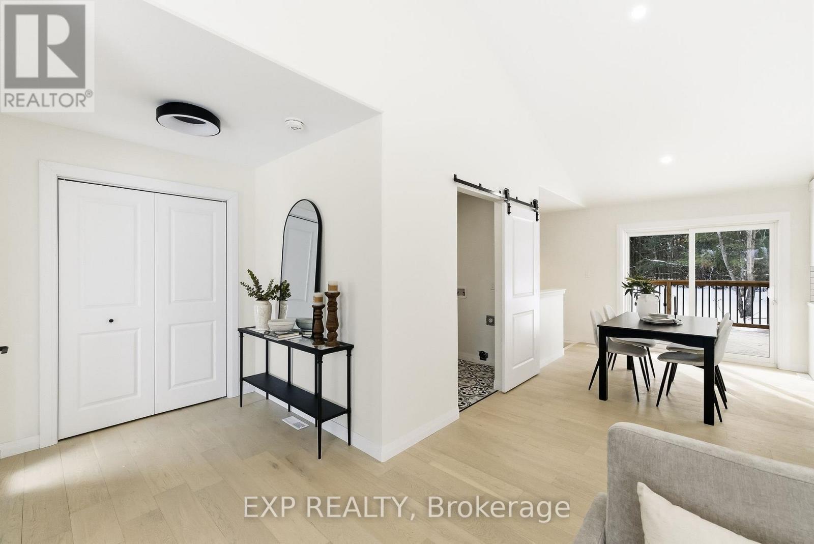 40 Hutchinson Court, Trent Hills, ON - Indoor