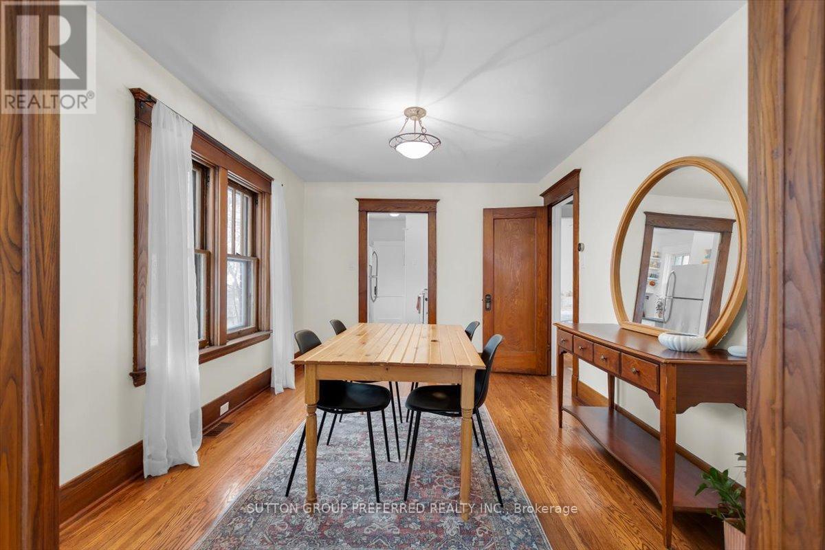 18 Tecumseh Avenue E, London South (South F), ON - Indoor Photo Showing Dining Room